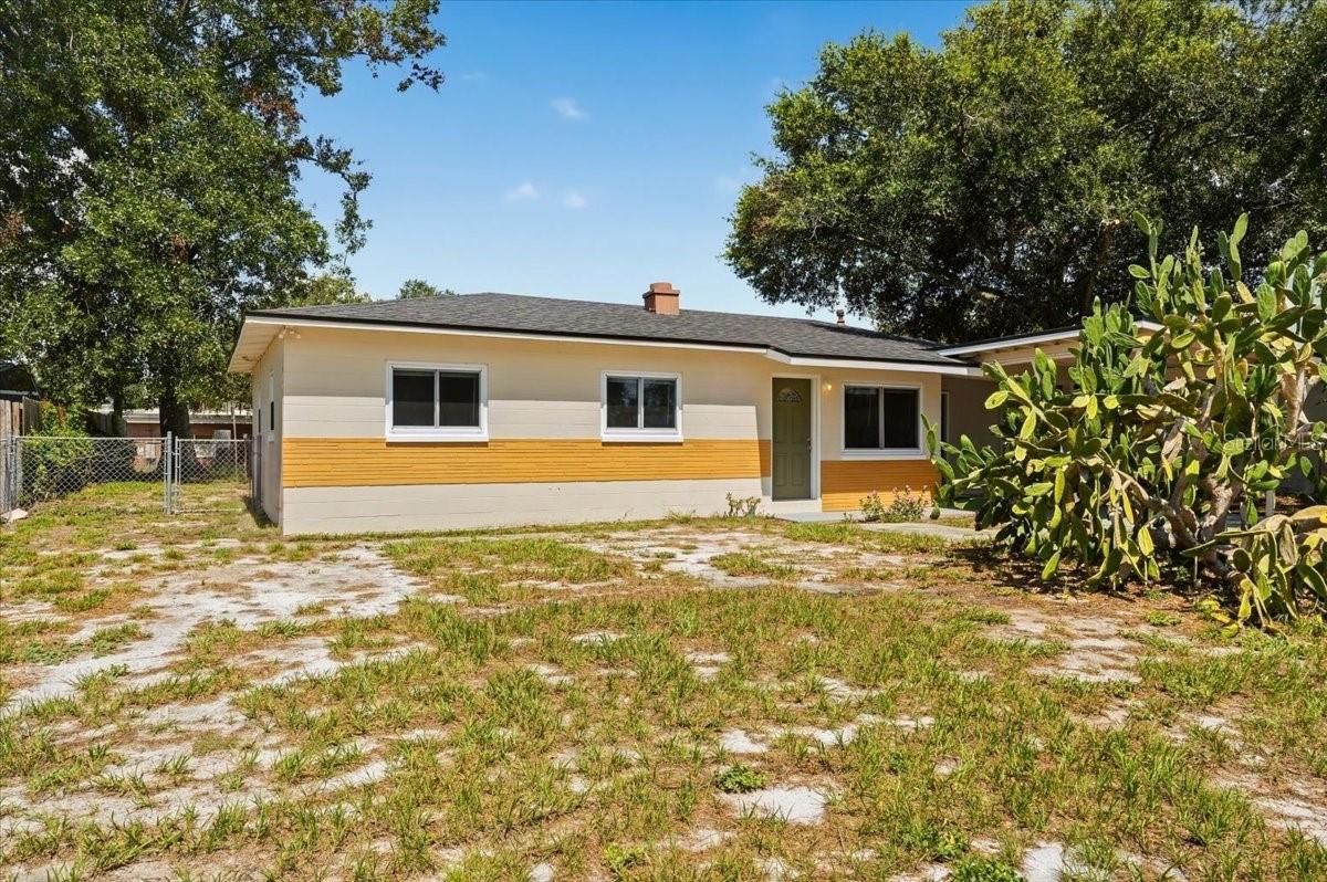 4th image of 813 Ellerbe Wy, Lakeland, FL 33801 | MLS# P4939421