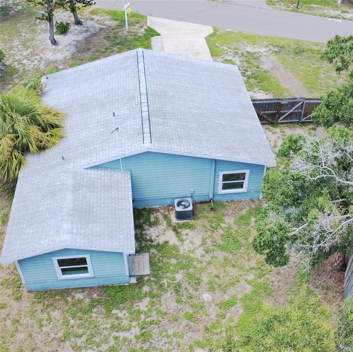 29th image of 623 Dexter Dr, Dunedin, FL 34698 | MLS# TB8533077