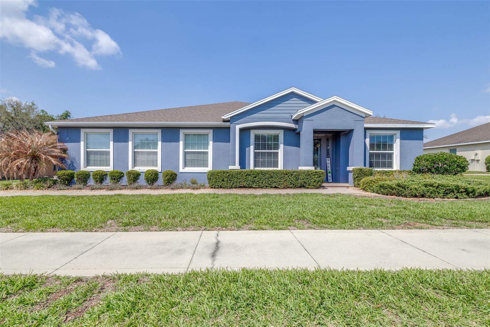 1st image of 1020 Lena Run Ct, Winter Haven, FL 33880 | MLS# K4903669
