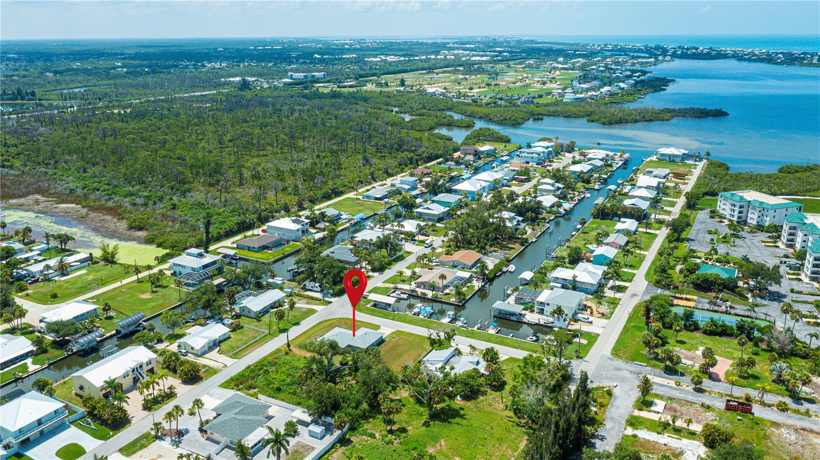 5th image of 8152 Seashell St, Englewood, FL 34224 | MLS# D6148214