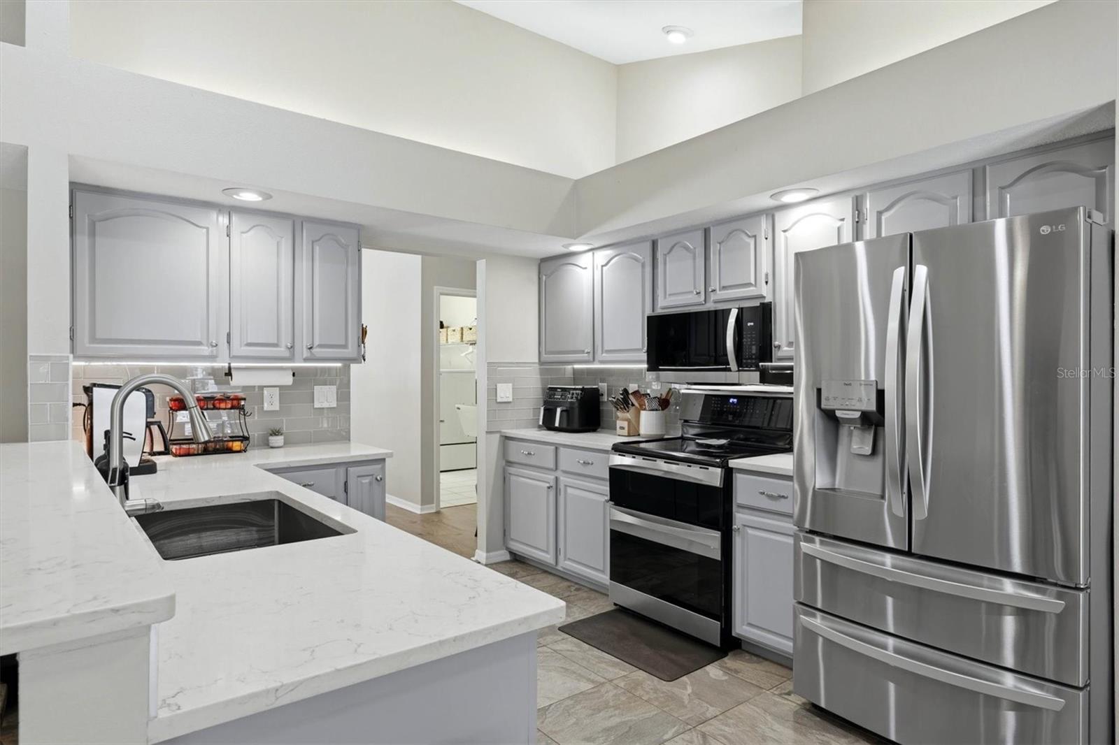3rd image of 4917 Se Brown Rd, Arcadia, FL 34266 | MLS# N6145175