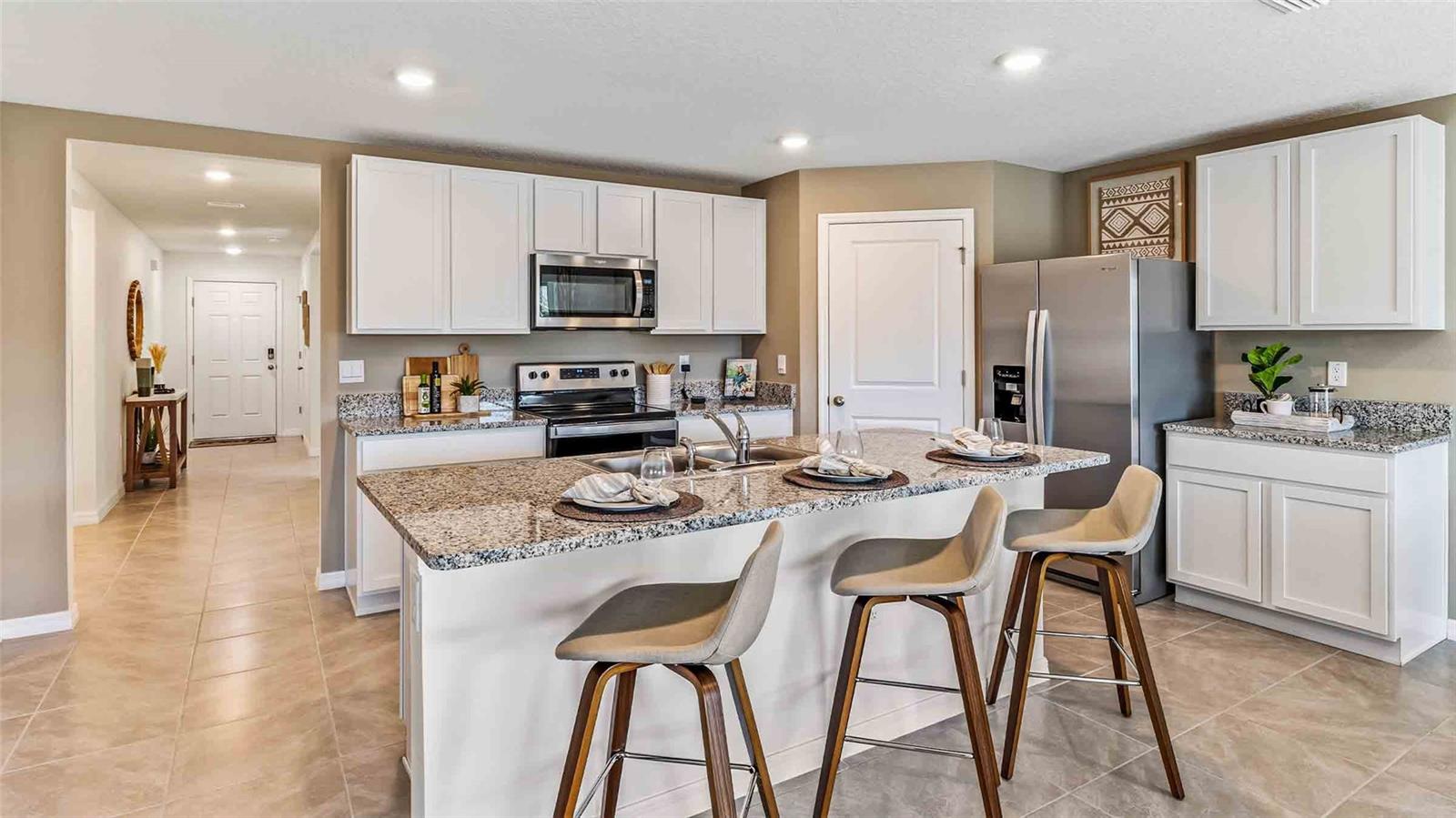 4th image of 13409 Castle Peak Cir, Dade City, FL 33525 | MLS# TB8533189