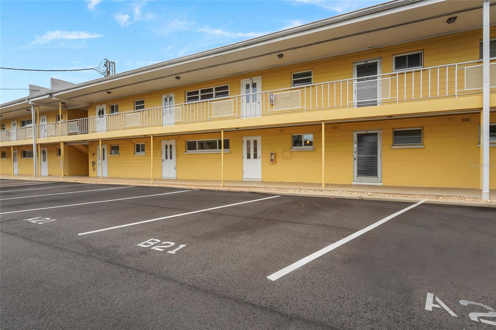 2nd image of 2155 Wood St #A22, Sarasota, FL 34237 | MLS# A4701212