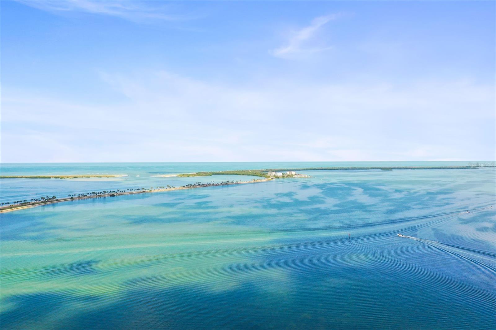 2nd image of 2700 Bayshore Blvd, DUNEDIN, FL 34698
