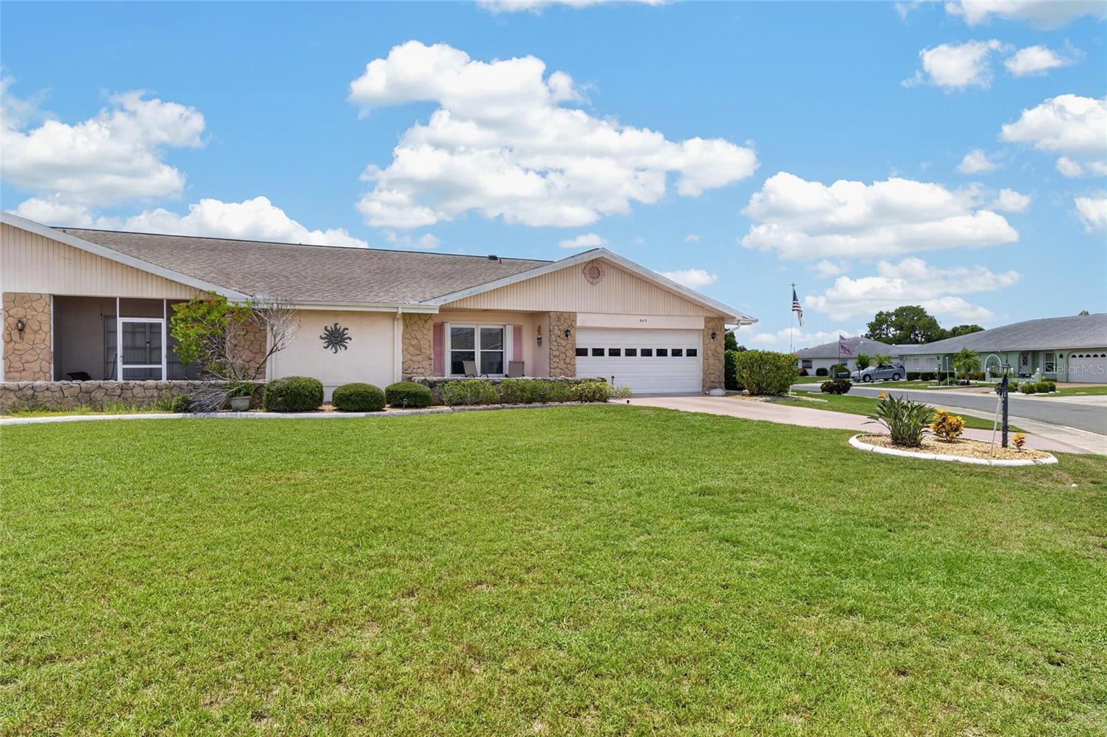 2nd image of 907 Bluewater Dr, Sun City Center, FL 33573 | MLS# TB8533224