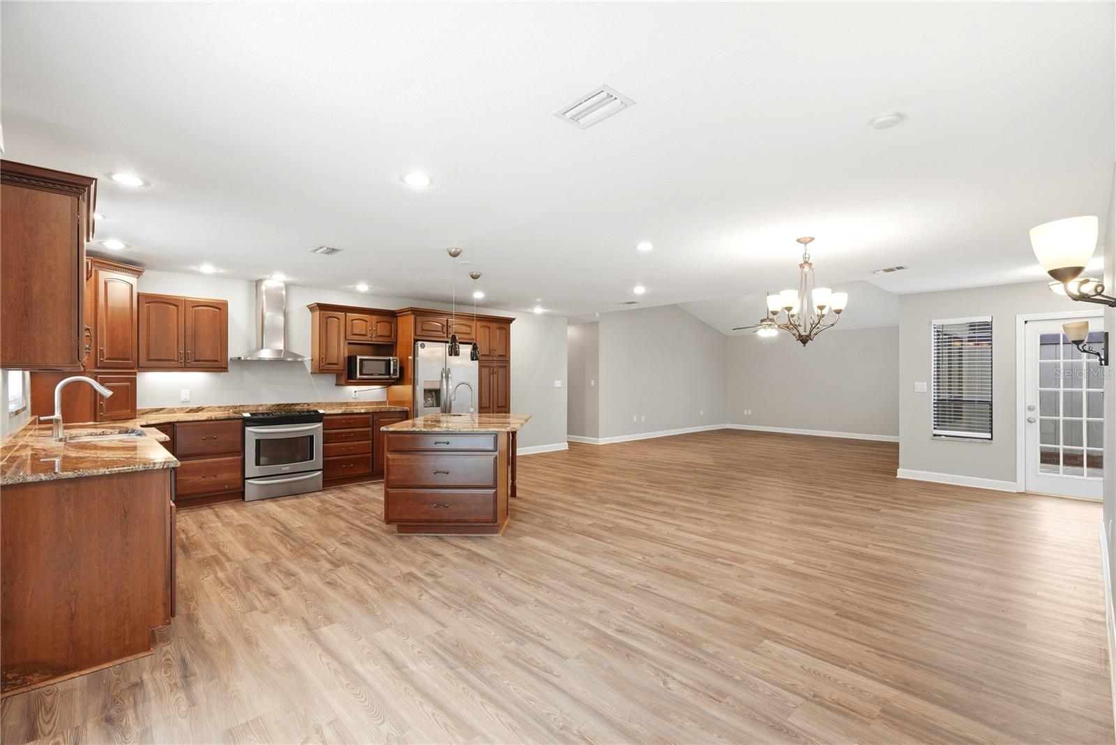 4th image of 664 Channing Dr, Palm Harbor, FL 34684 | MLS# TB8533272
