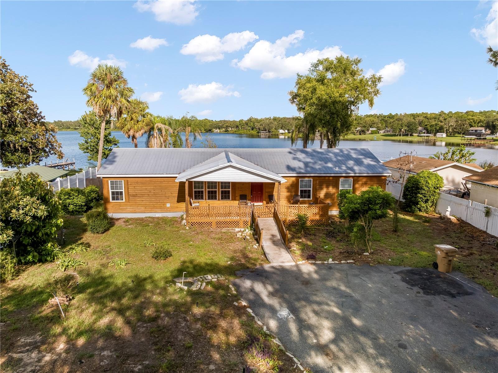 2nd image of 36112 Lake Unity Rd, Fruitland Park, FL 34731 | MLS# G5115616