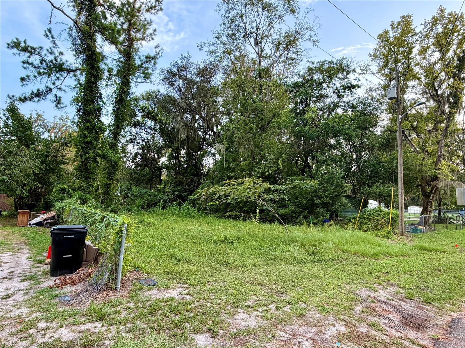3rd image of Xx Ne 6Th Ave, Gainesville, FL 32641 | MLS# GC542270