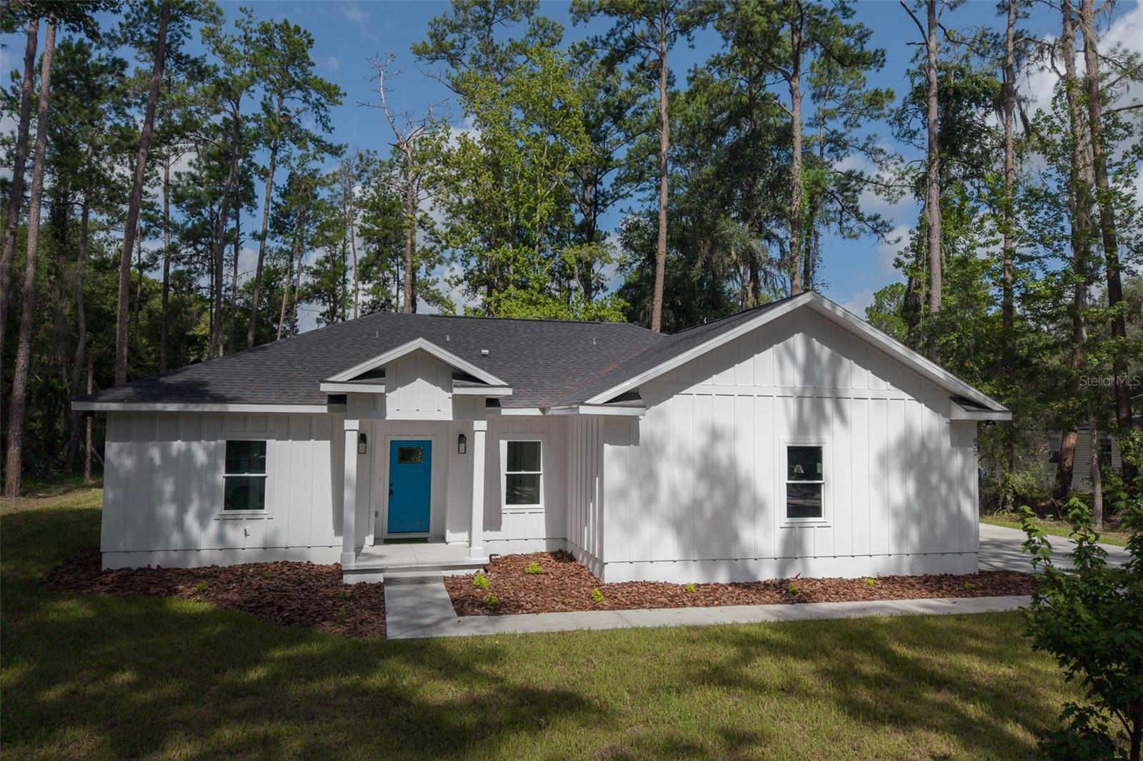 1st image of 832 Nw 5th St, Micanopy, FL 32667 | MLS# GC542272