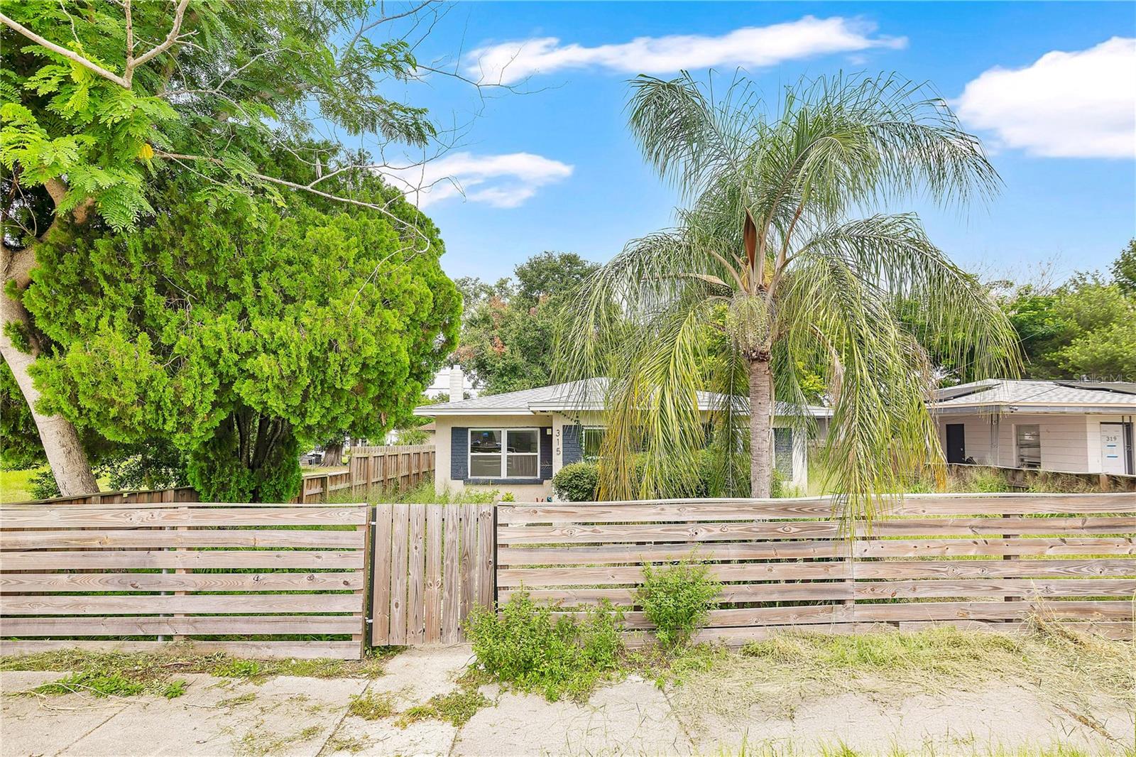 2nd image of 315 E St, Lake Wales, FL 33853 | MLS# O6428840