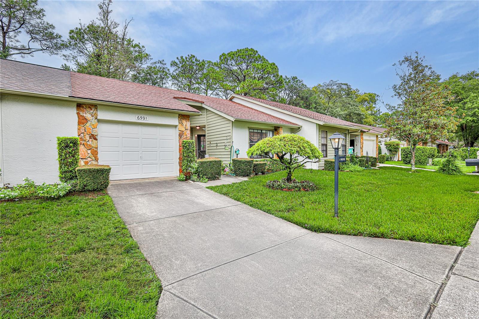 3rd image of 6591 Brambleleaf Dr, Spring Hill, FL 34606 | MLS# W7888045