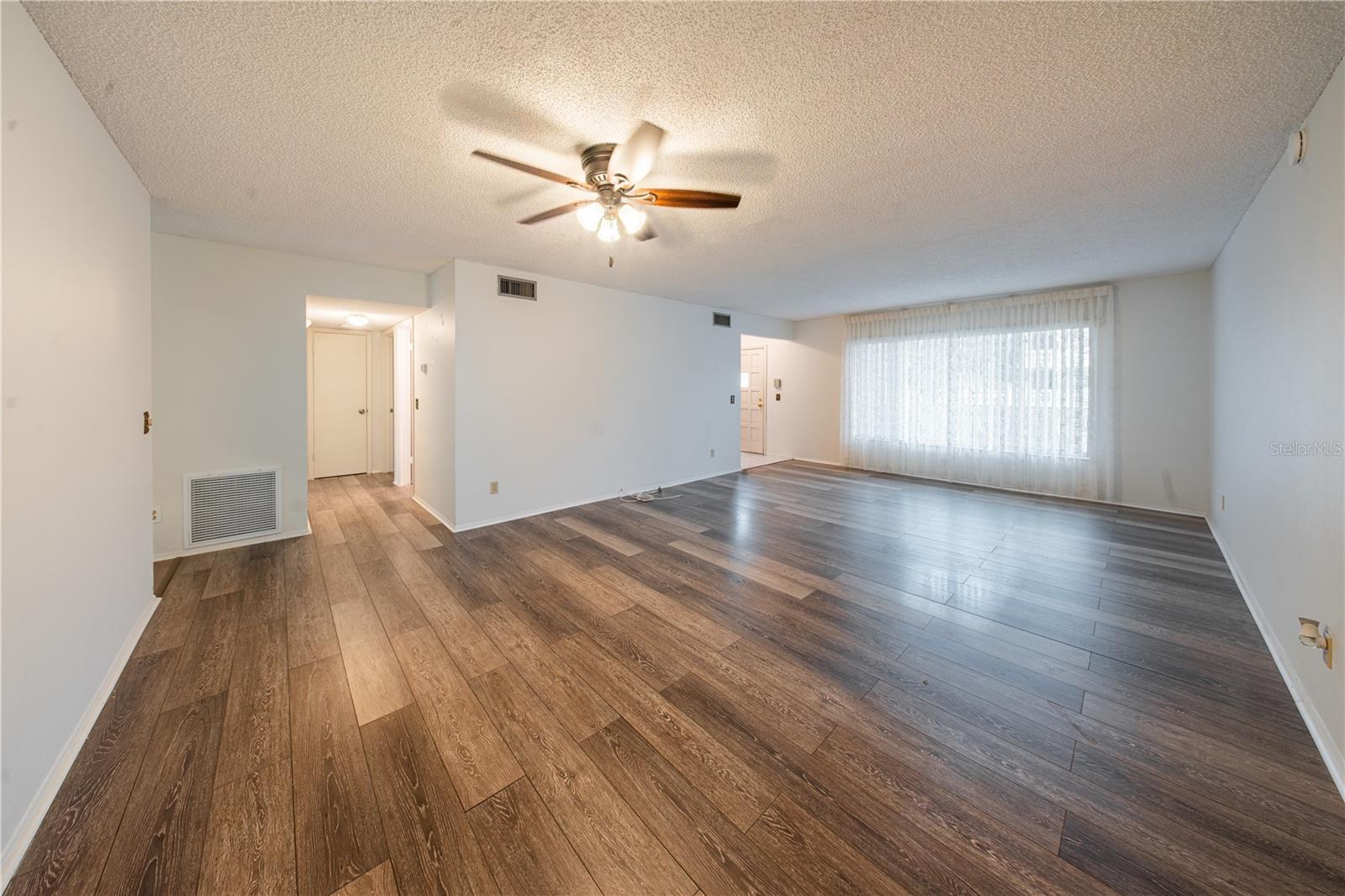 3rd image of 2170 Americus Blvd N #44, Clearwater, FL 33763 | MLS# TB8533555