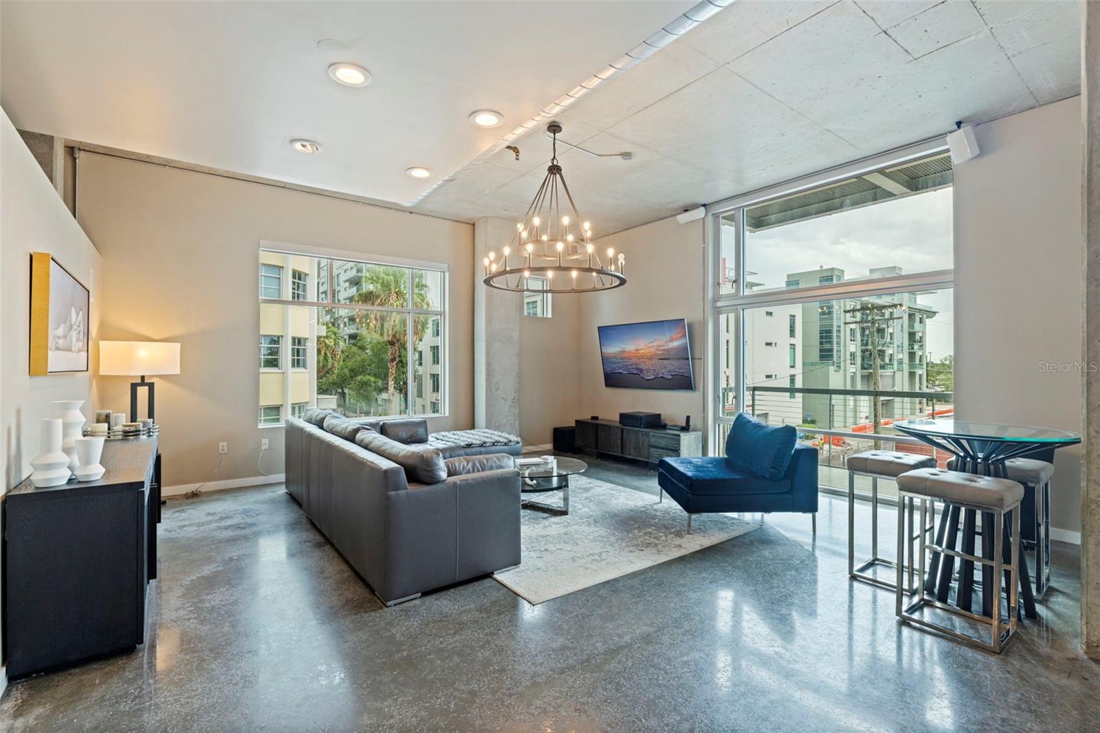3rd image of 101 S 12Th St #302, Tampa, FL 33602 | MLS# O6428905