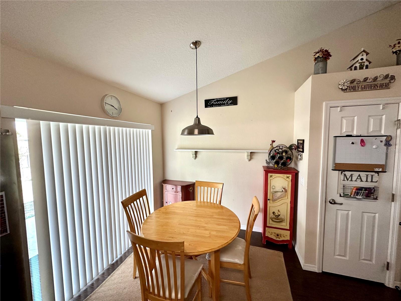 5th image of 40320 W 2Nd Ave, Umatilla, FL 32784 | MLS# O6428940