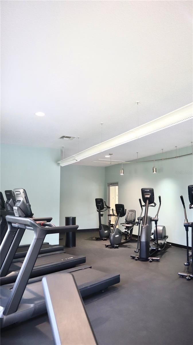 4th image of 108 Forest Hills Dr, Redington Shores, FL 33708 | MLS# L4963880