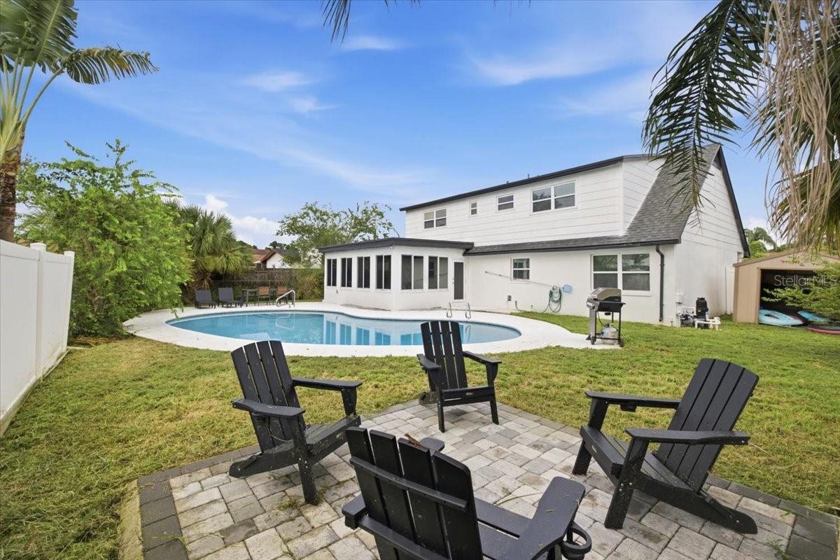3rd image of 4710 Travertine Dr, Tampa, FL 33615 | MLS# TB8533689