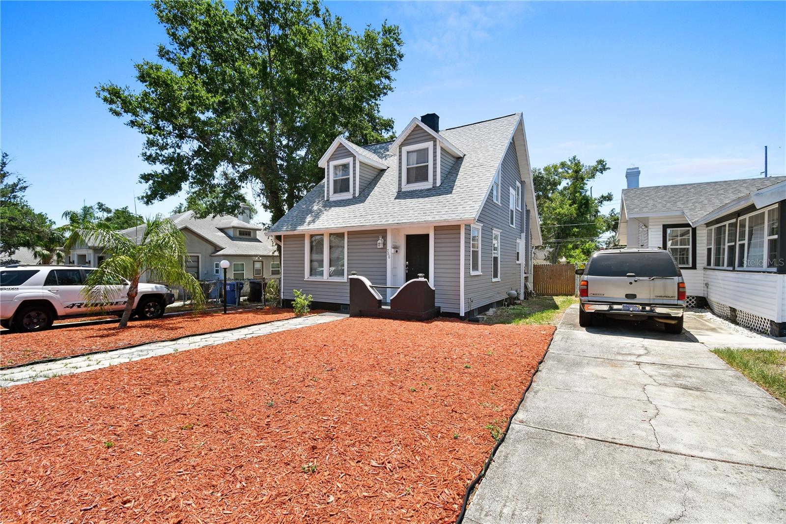 3rd image of 766 13Th Ave S Ave S, St Petersburg, FL 33701 | MLS# TB8533738