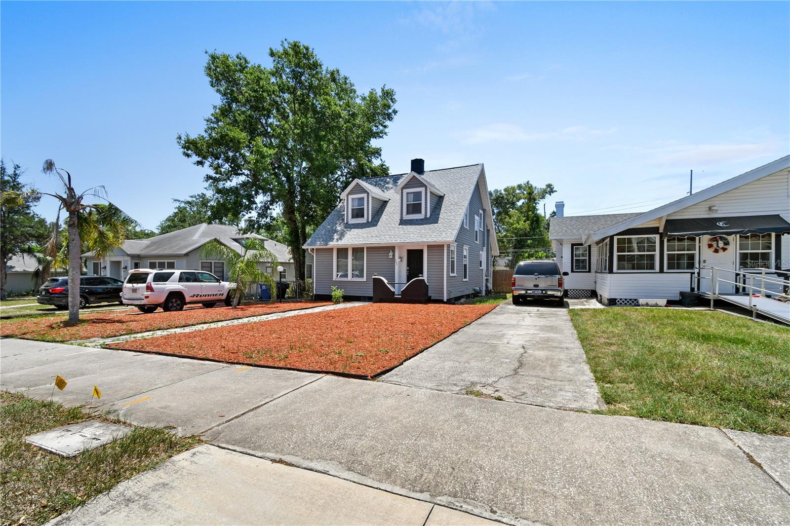 1st image of 766 13th Ave S Ave S, St Petersburg, FL 33701 | MLS# TB8533738