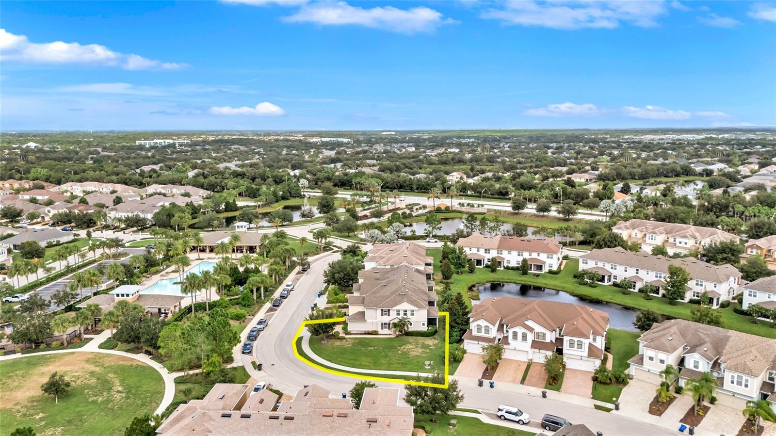 3rd image of 12220 Trailhead Dr, Bradenton, FL 34211 | MLS# A4701396