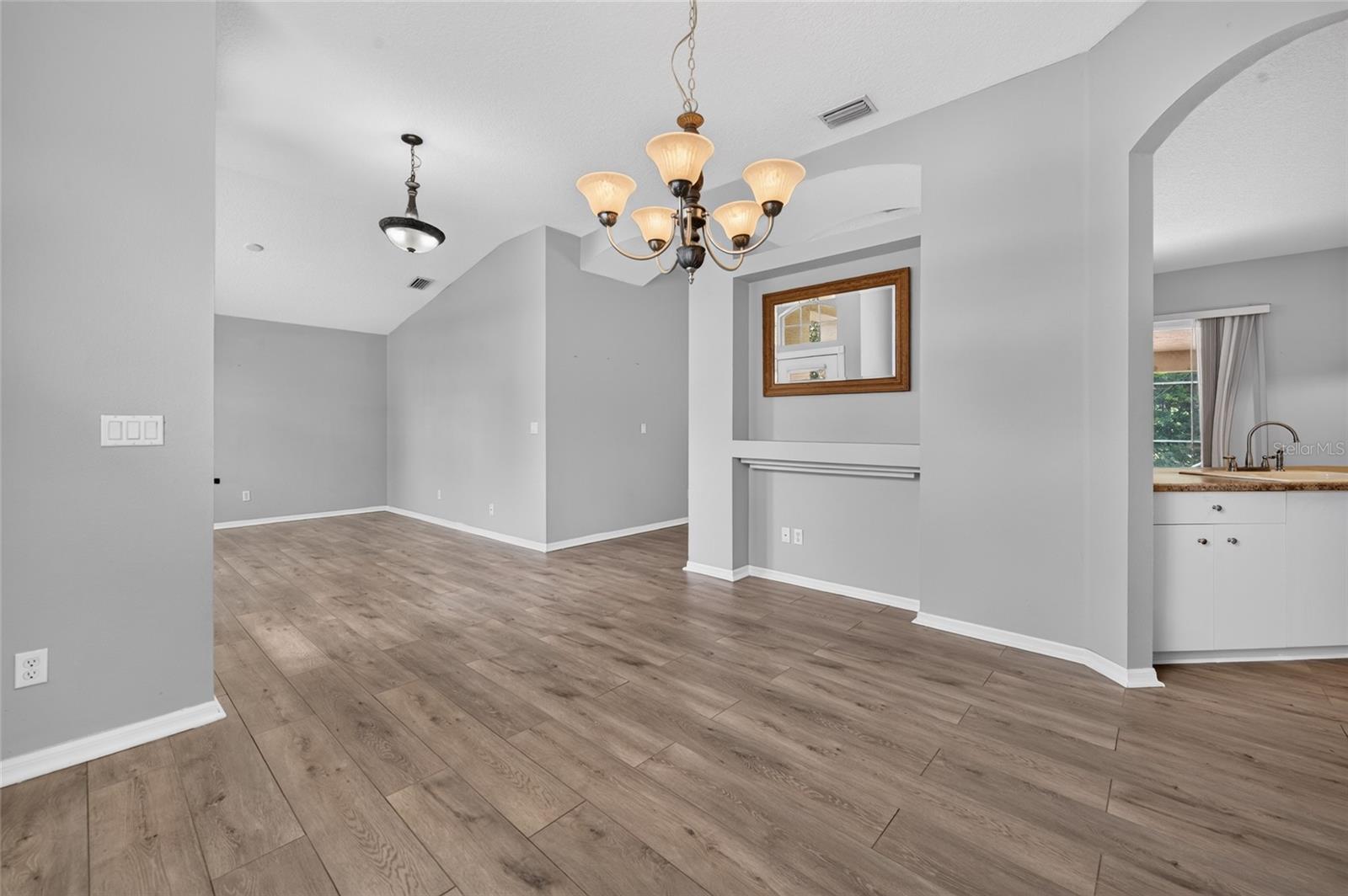 5th image of 8 Black Water Wy, Ormond Beach, FL 32174 | MLS# FC320279