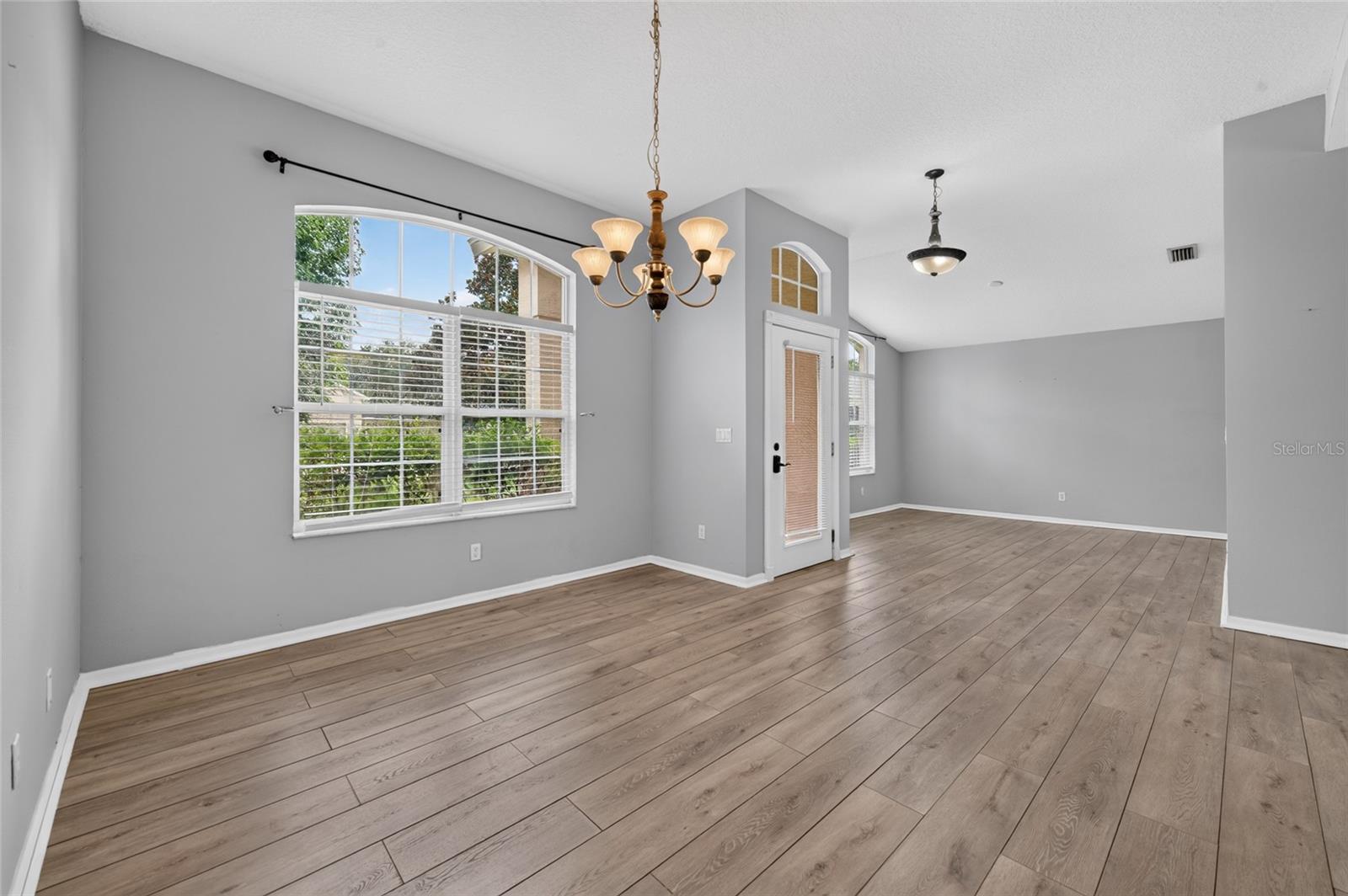 4th image of 8 Black Water Wy, Ormond Beach, FL 32174 | MLS# FC320279