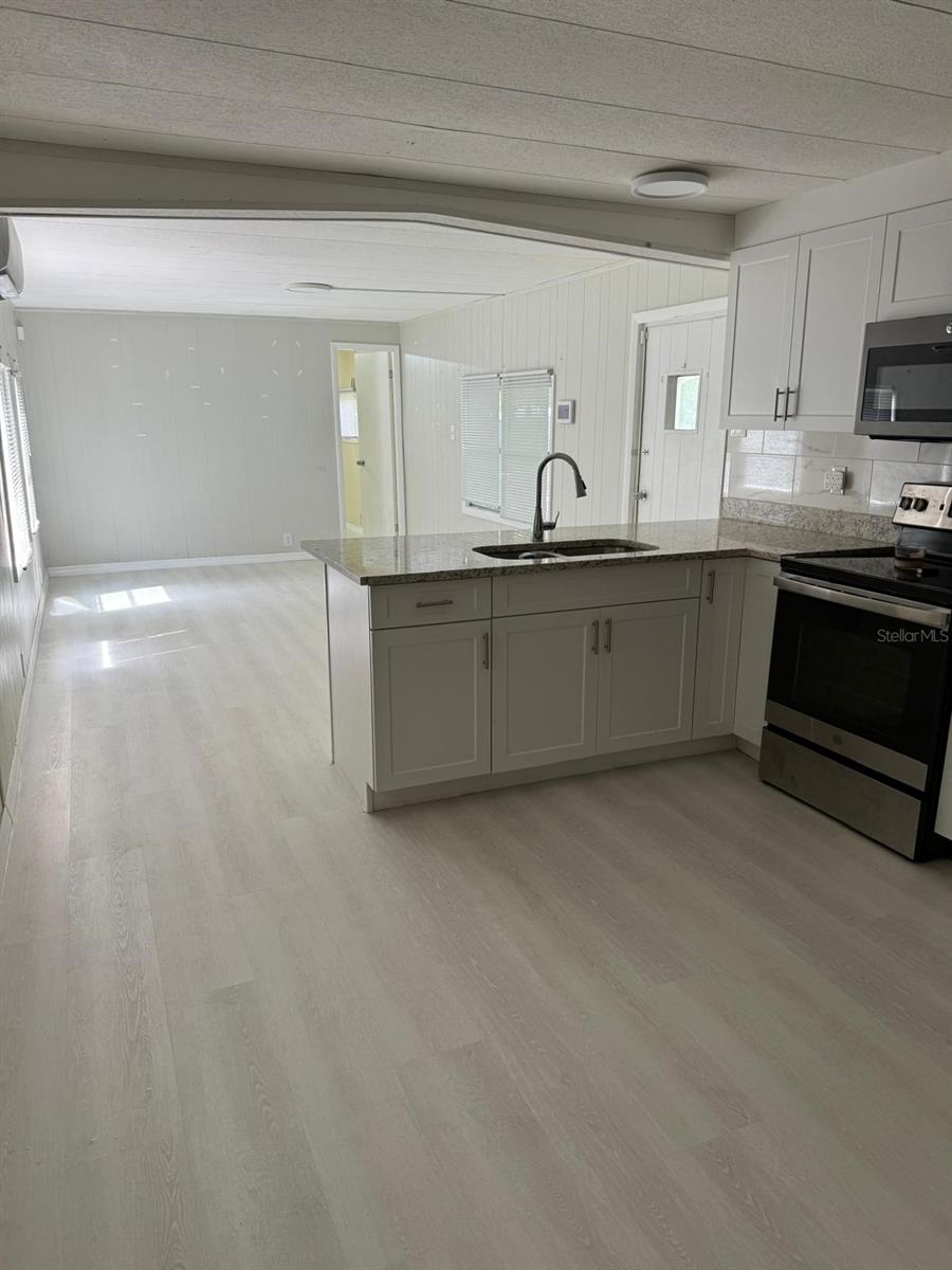 4th image of 6300 W Linden Dr, Homosassa, FL 34446 | MLS# TB8533742