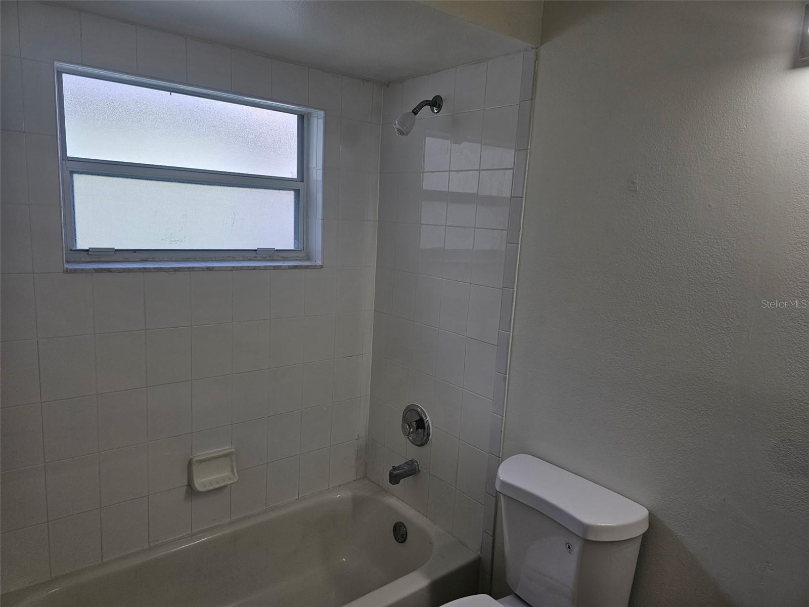 12th image of 236 Panorama Dr, Winter Springs, FL 32708 | MLS# O6429044