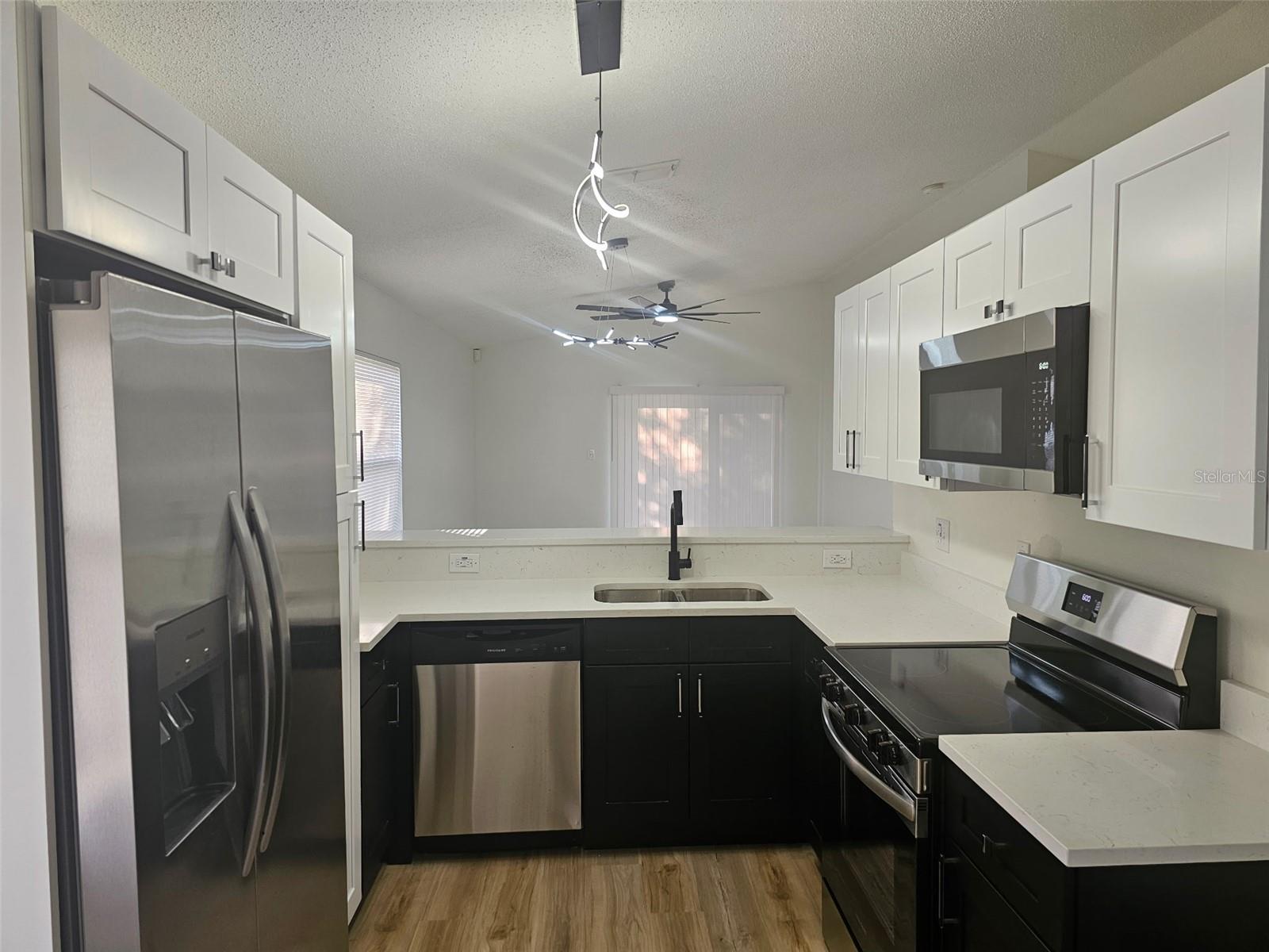 3rd image of 236 Panorama Dr, Winter Springs, FL 32708 | MLS# O6429044
