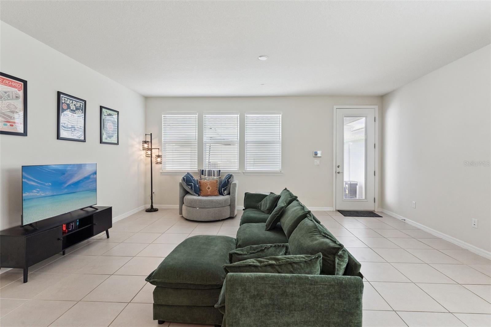 3rd image of 6926 Reverie Park Ave, Orlando, FL 32829 | MLS# O6429057