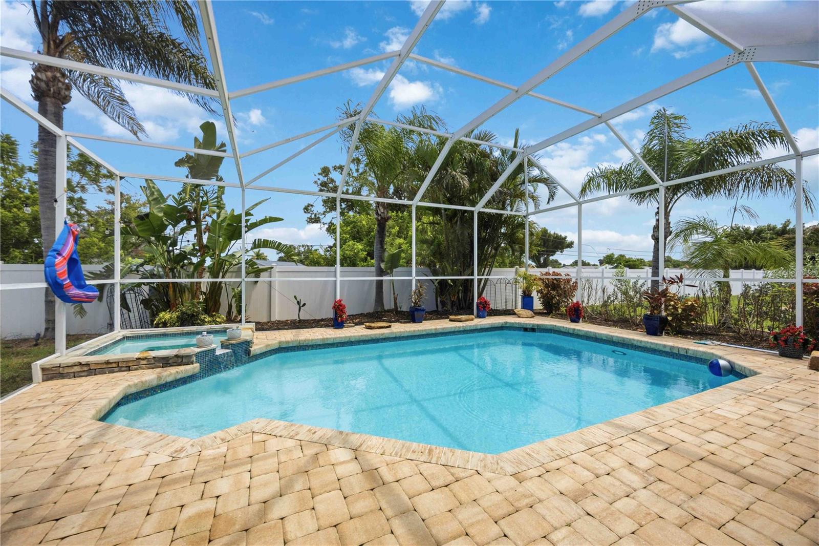 3rd image of 4251 Tennyson Wy, Venice, FL 34293 | MLS# A4701407