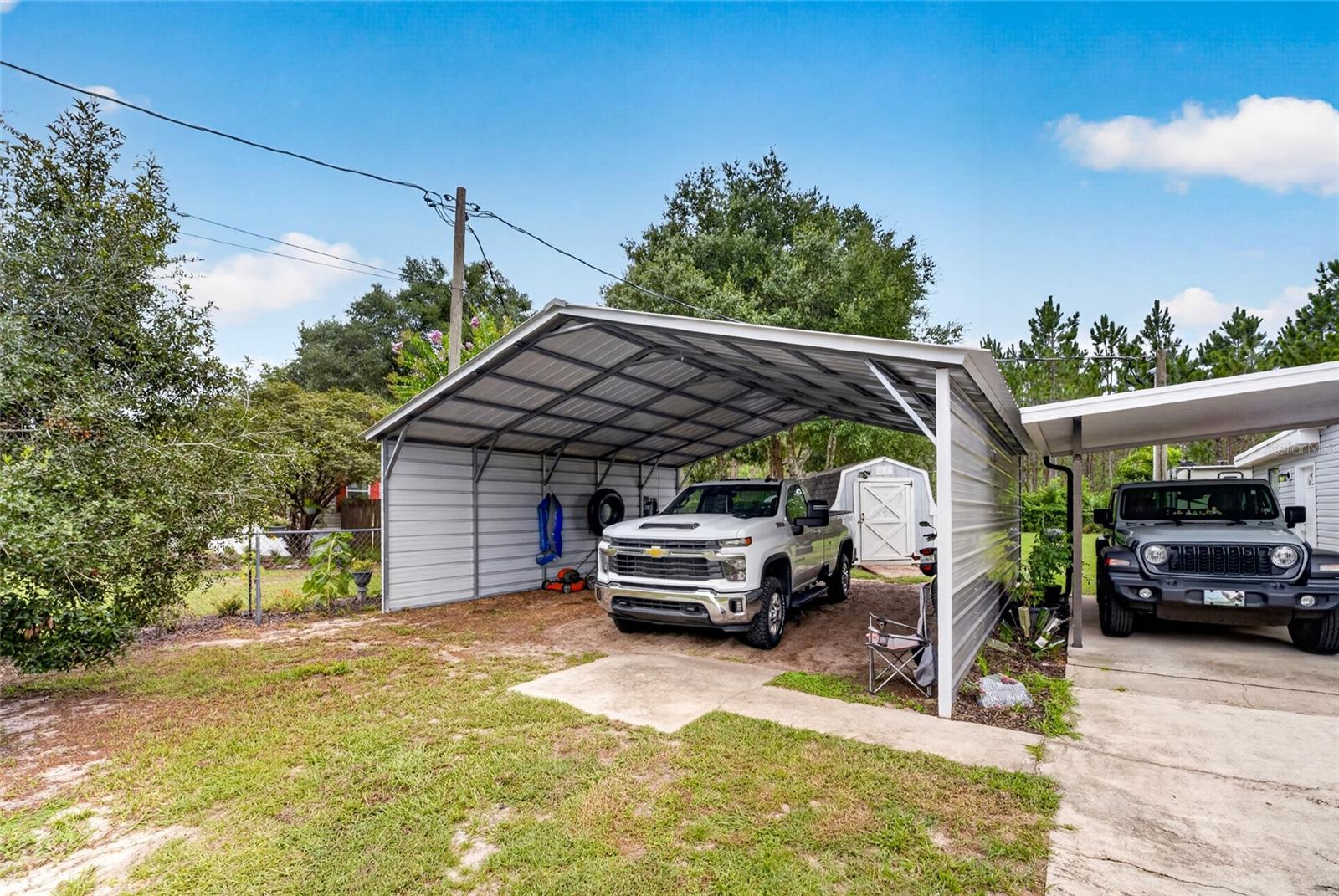 3rd image of 18544 Se 55Th Pl, Ocklawaha, FL 32179 | MLS# OM729393
