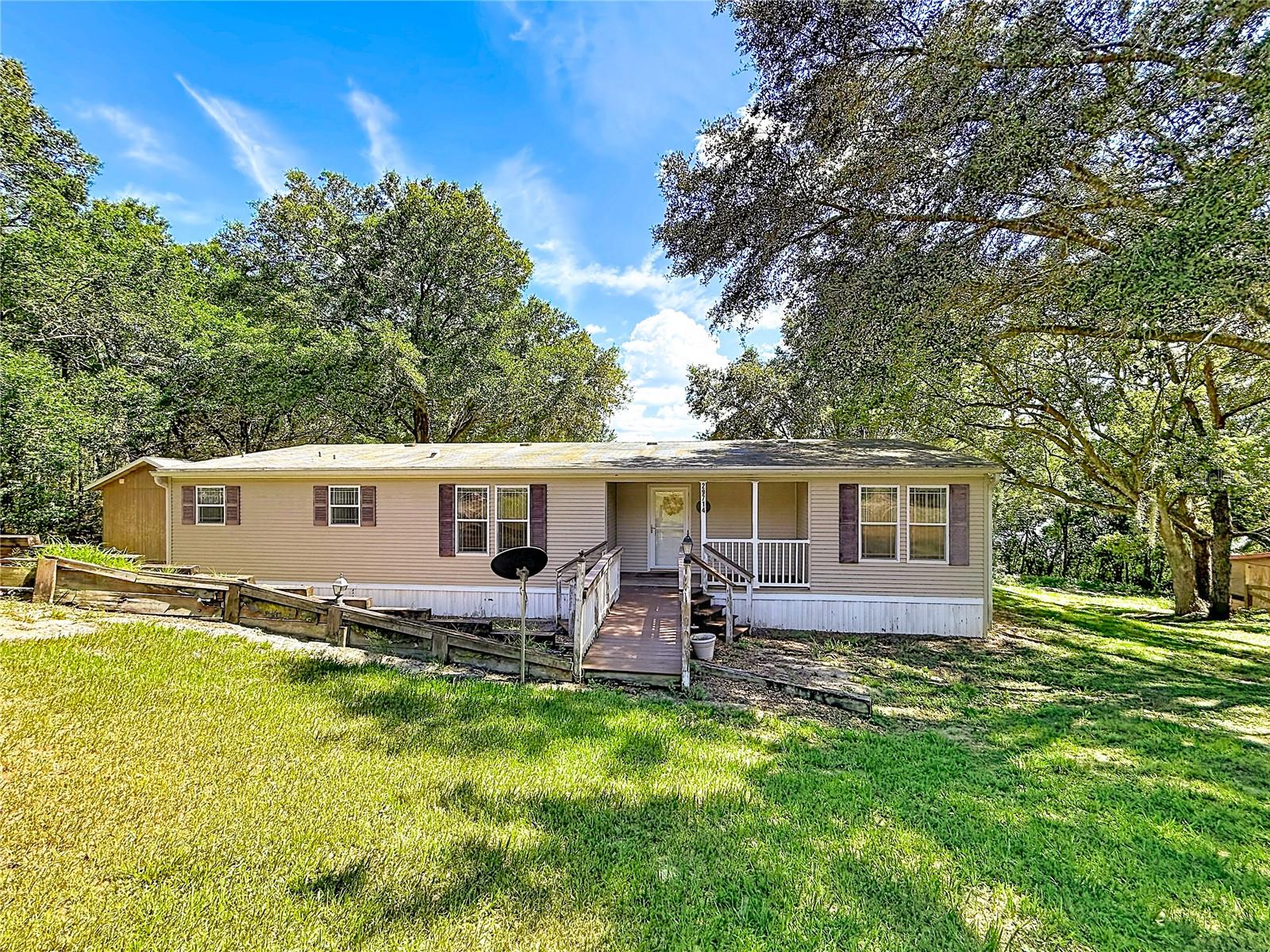 3rd image of 29714 Se Hwy 42, Umatilla, FL 32784 | MLS# G5115693