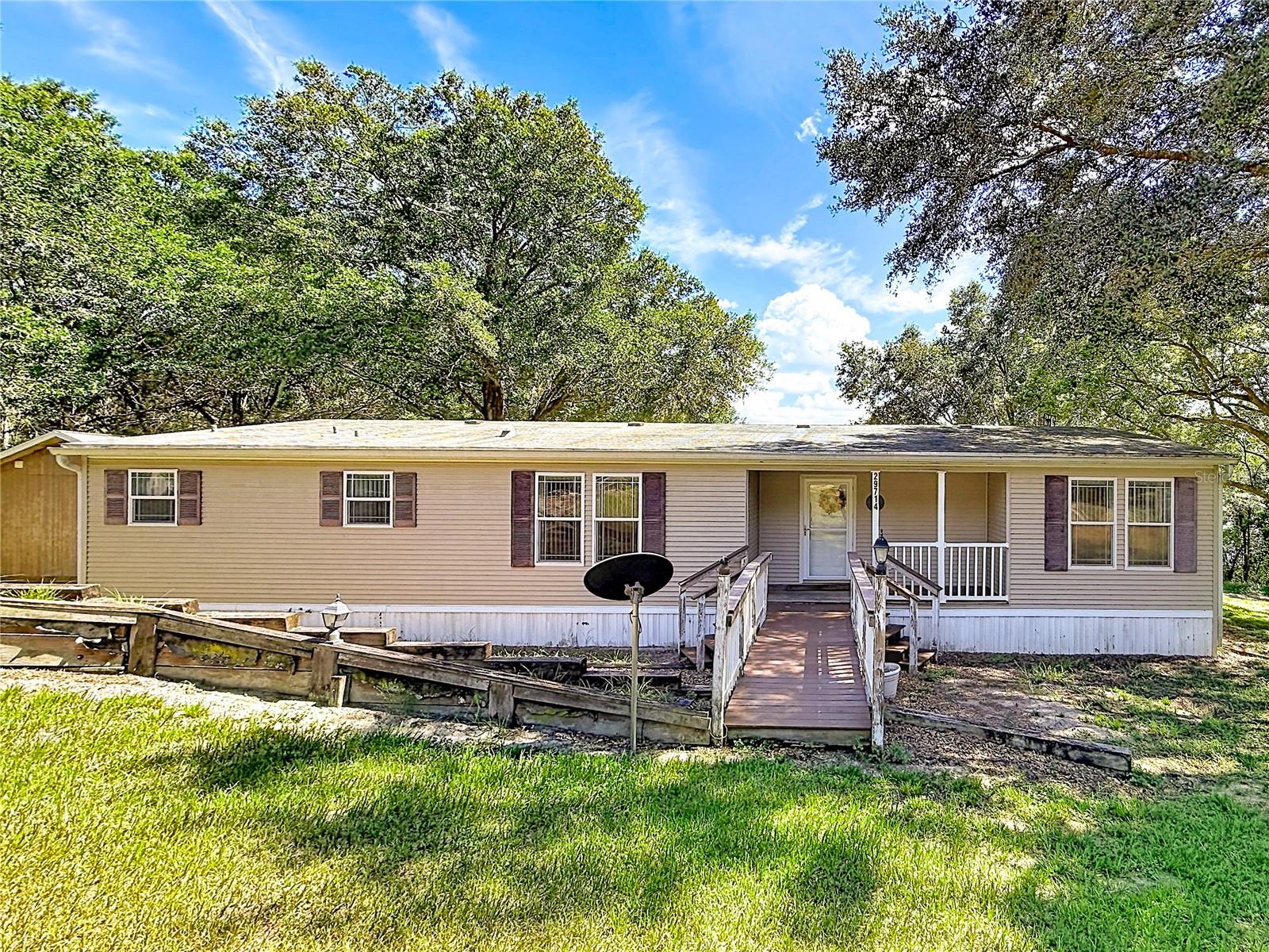 1st image of 29714 Se Hwy 42, Umatilla, FL 32784 | MLS# G5115693
