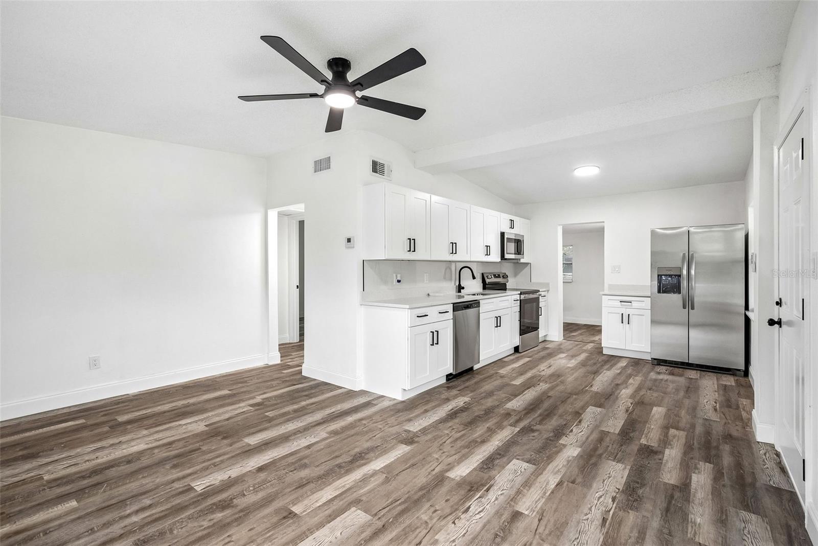 4th image of 806 Citrus St, Orlando, FL 32805 | MLS# O6429074