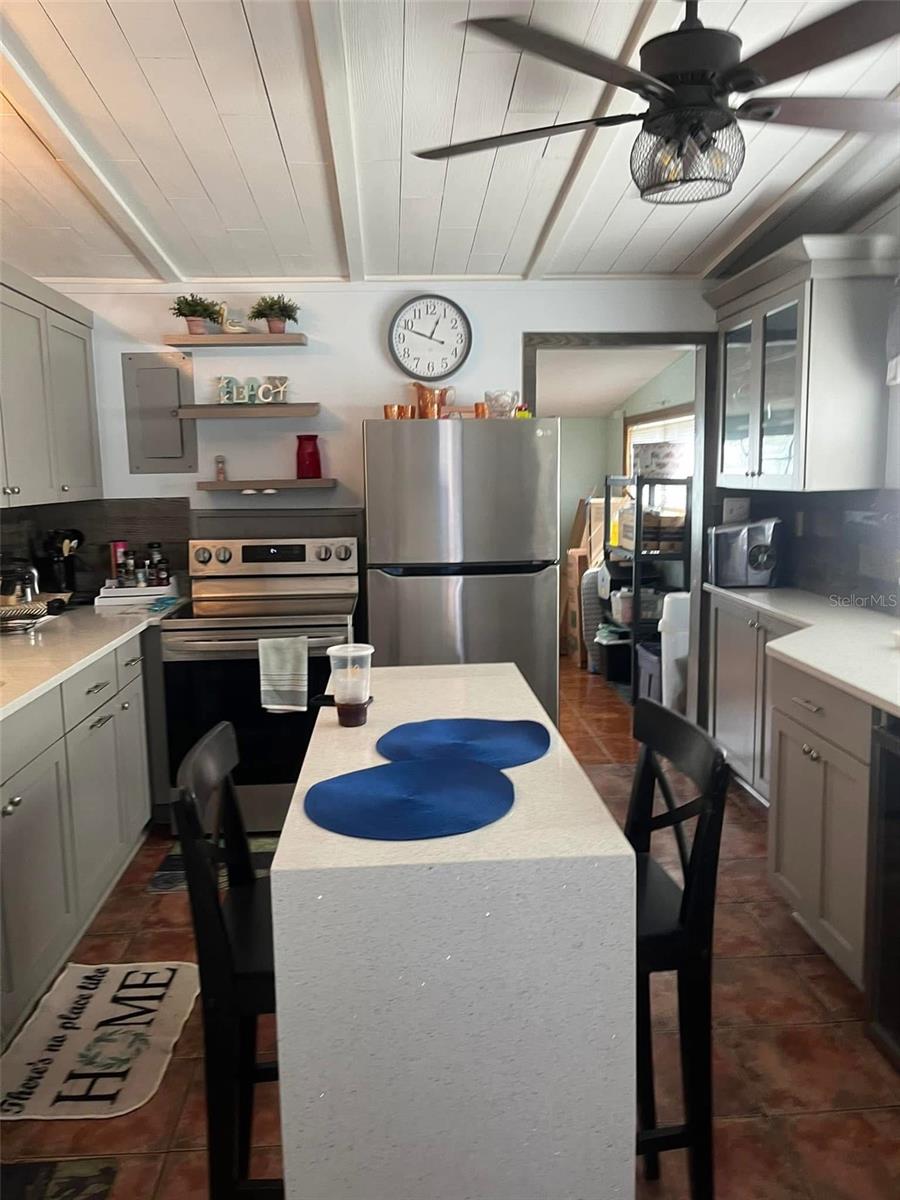4th image of 1529 W River Ln, Tampa, FL 33603 | MLS# TB8533809