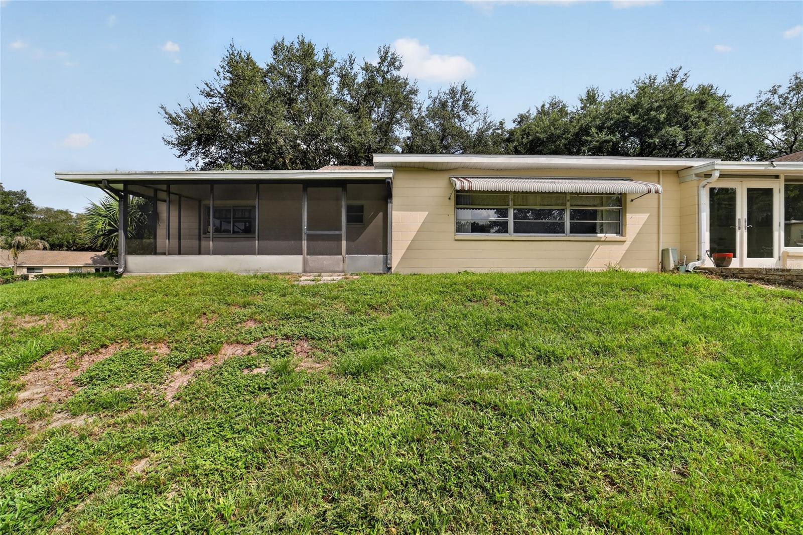5th image of 9882 Sw 88Th Ter #B, Ocala, FL 34481 | MLS# OM729409