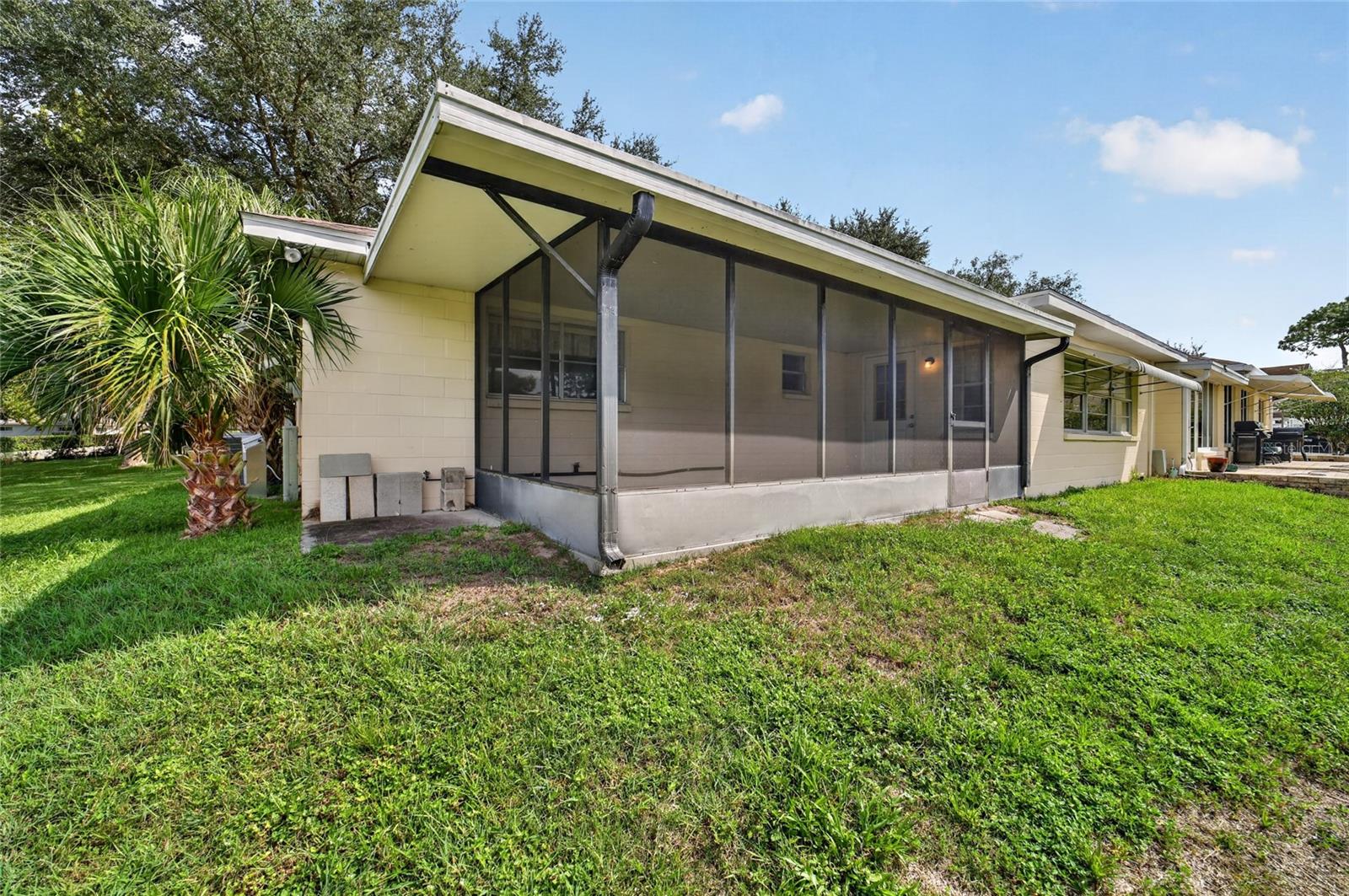 4th image of 9882 Sw 88Th Ter #B, Ocala, FL 34481 | MLS# OM729409