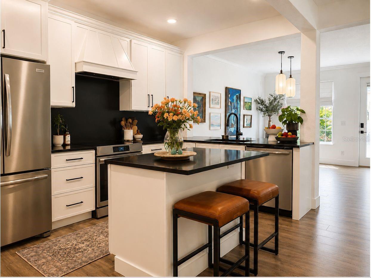 2nd image of 1152 Lake Baldwin Ln, Orlando, FL 32814 | MLS# V4950471