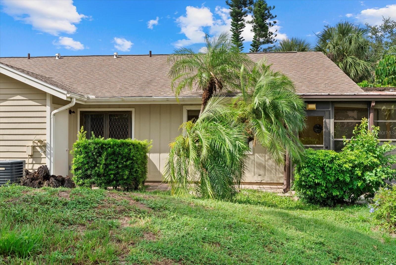 3rd image of 3001 Seawind Cir #10C, Venice, FL 34293 | MLS# A4701444