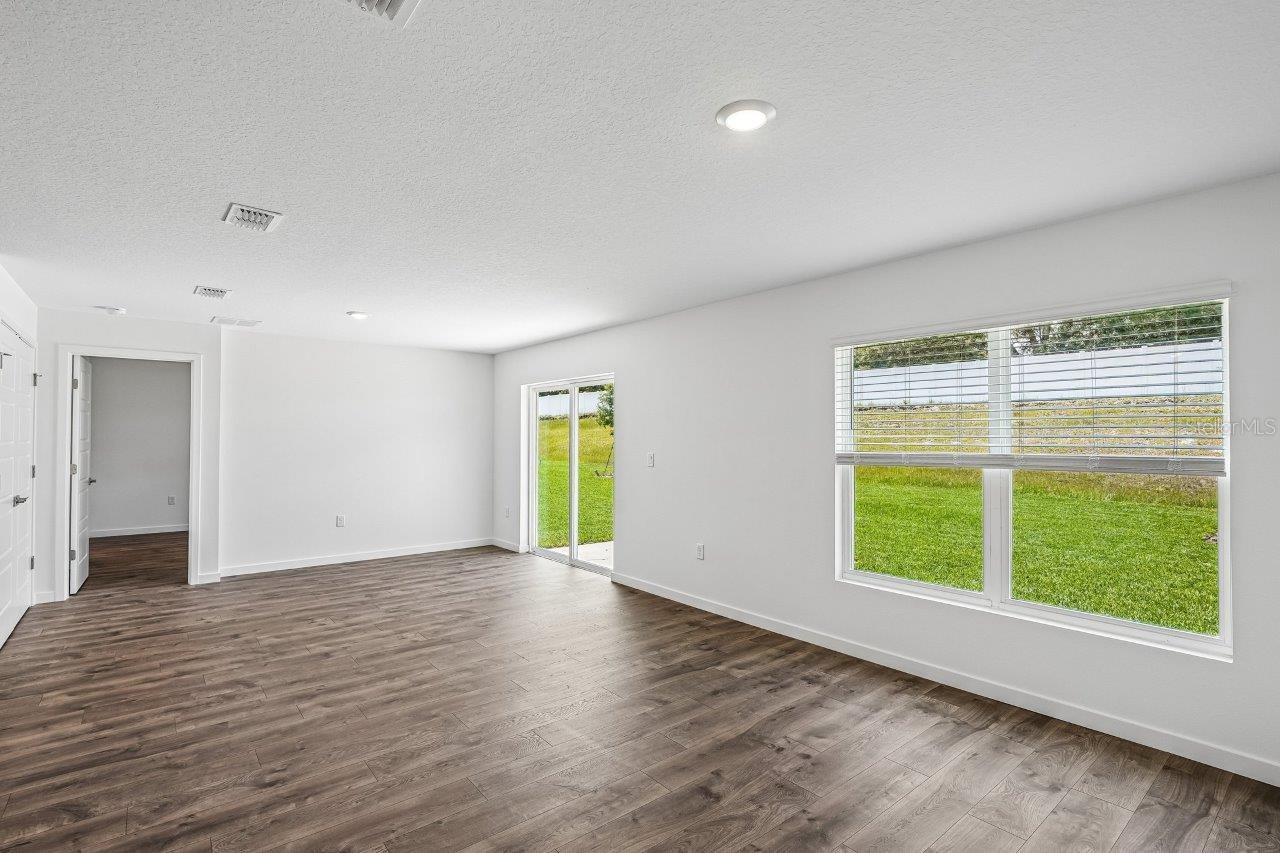 3rd image of 234 Bull Frog Ln, Umatilla, FL 32784 | MLS# O6429191