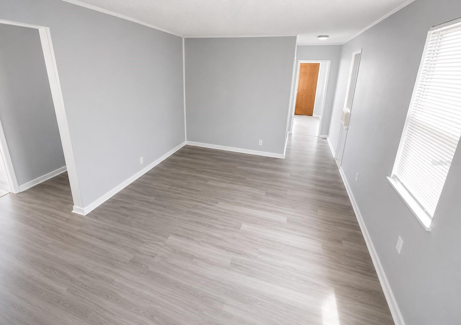 2nd image of 415 Avenue E Se, Winter Haven, FL 33880 | MLS# TB8533931