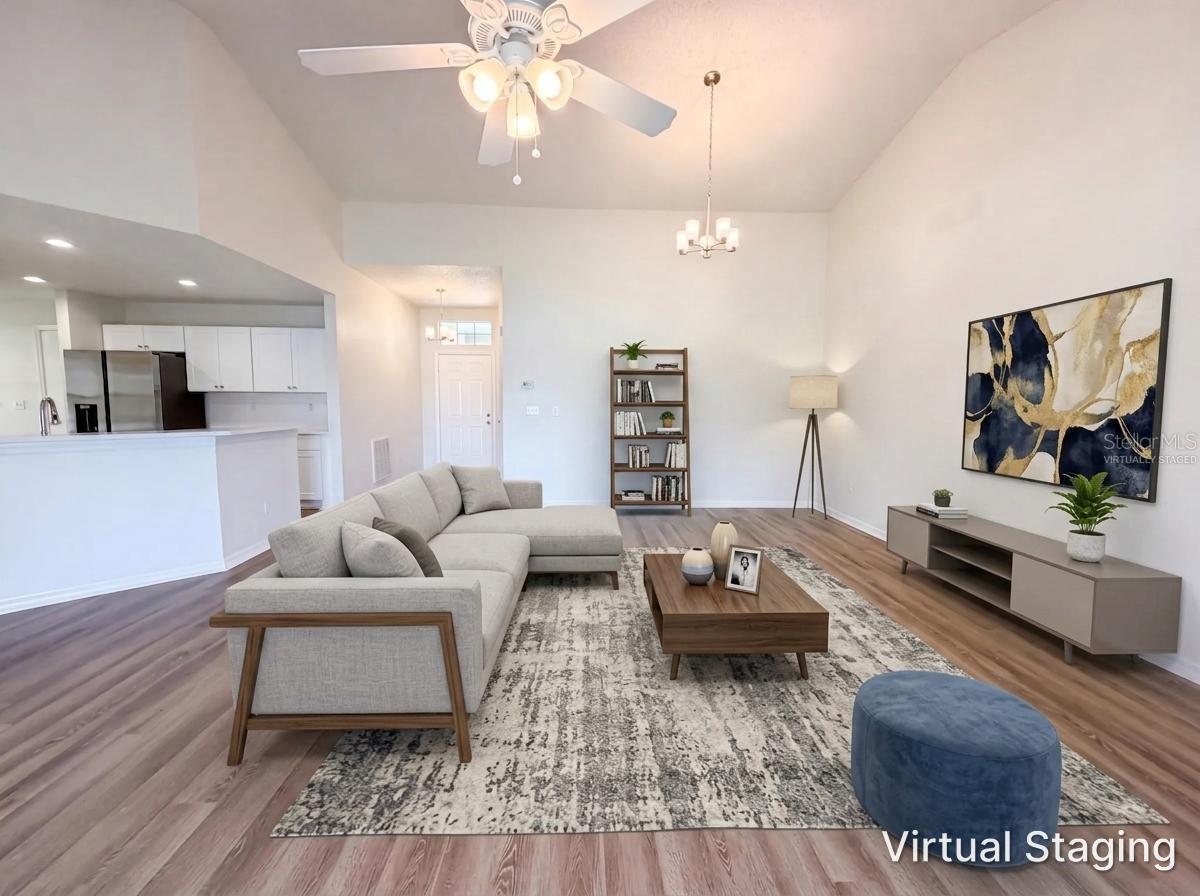 3rd image of 923 Oxford Park Dr #81, Sun City Center, FL 33573 | MLS# O6429220