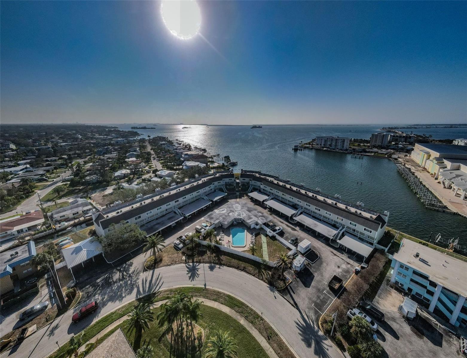 2nd image of 433 S Paula Dr, DUNEDIN, FL 34698