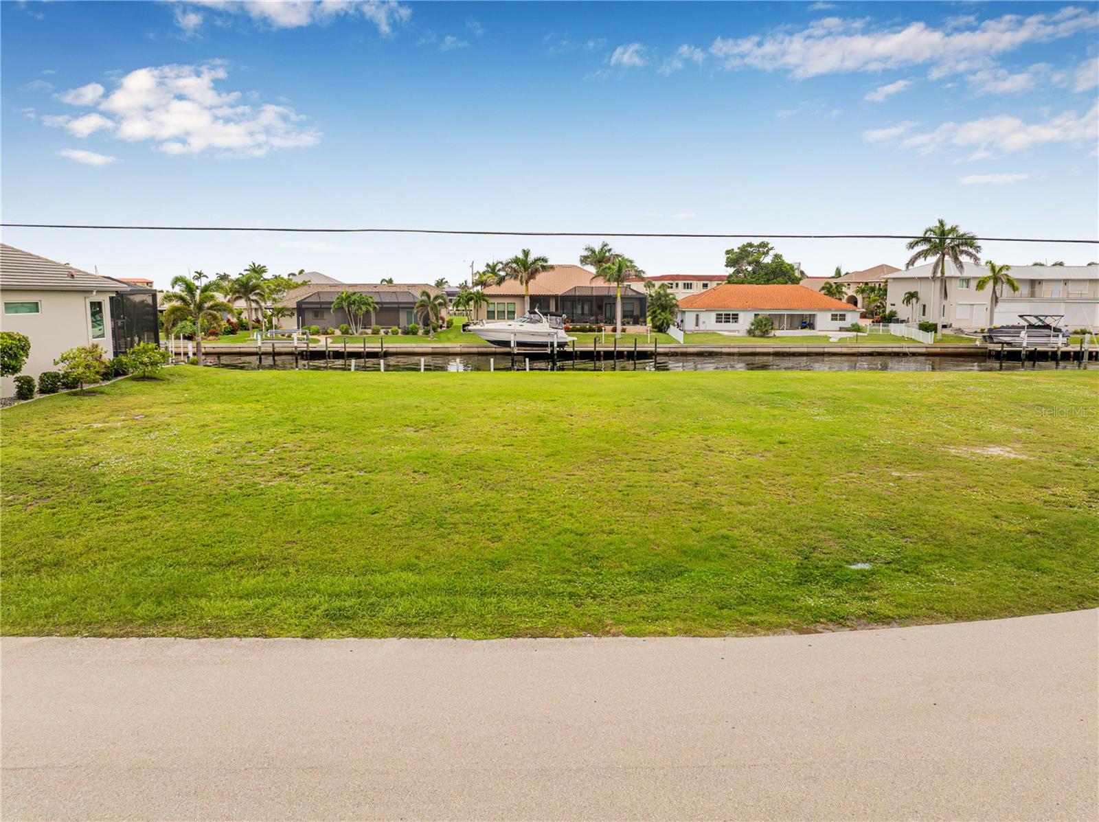 5th image of 5 Tropicana Dr, Punta Gorda, FL 33950 | MLS# C7528980