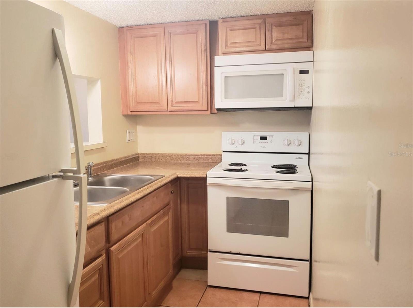 4th image of 7100 Waterside Dr, Tampa, FL 33617 | MLS# TB8533980