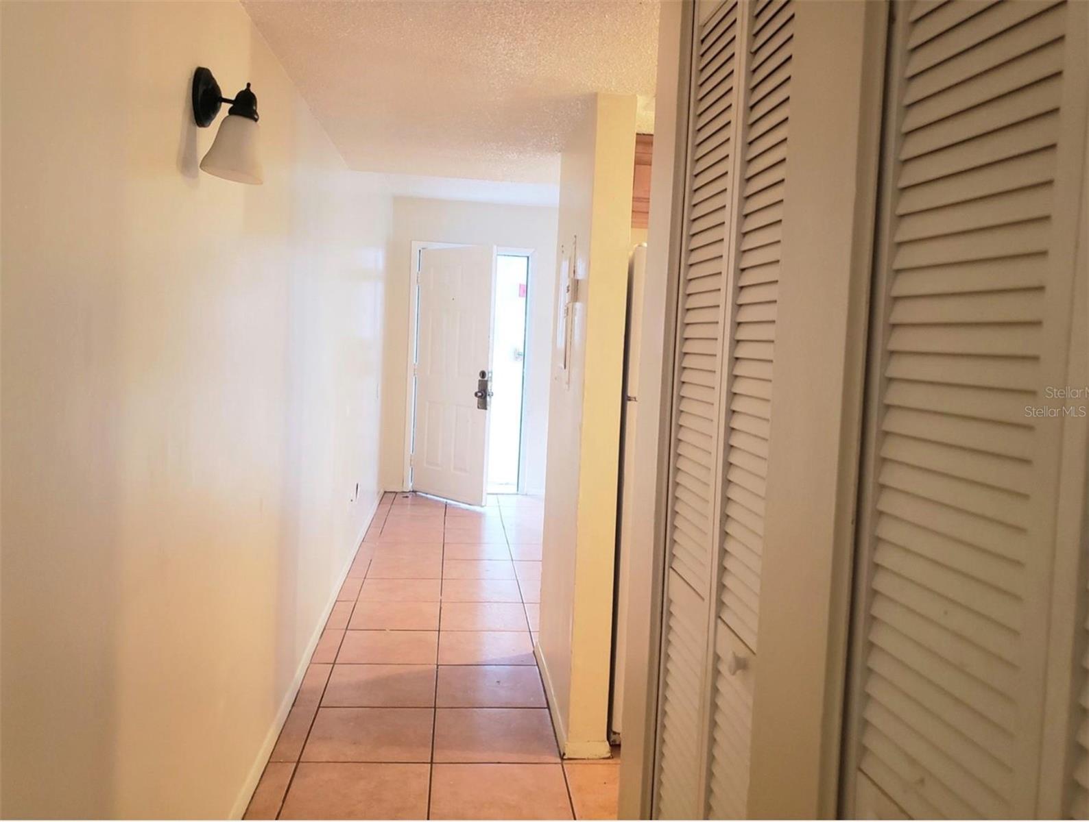 3rd image of 7100 Waterside Dr, Tampa, FL 33617 | MLS# TB8533980