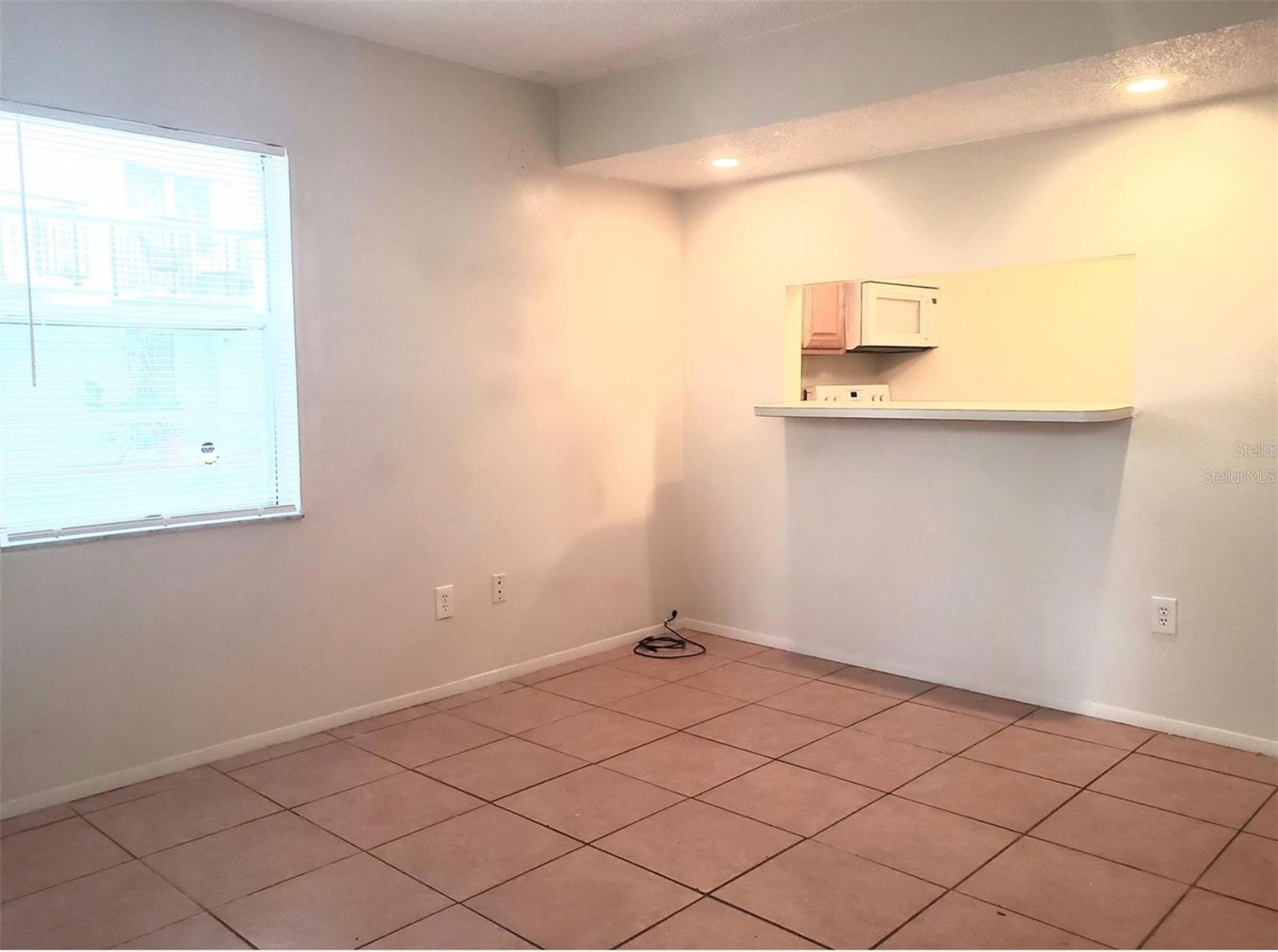 5th image of 7100 Waterside Dr, Tampa, FL 33617 | MLS# TB8533980
