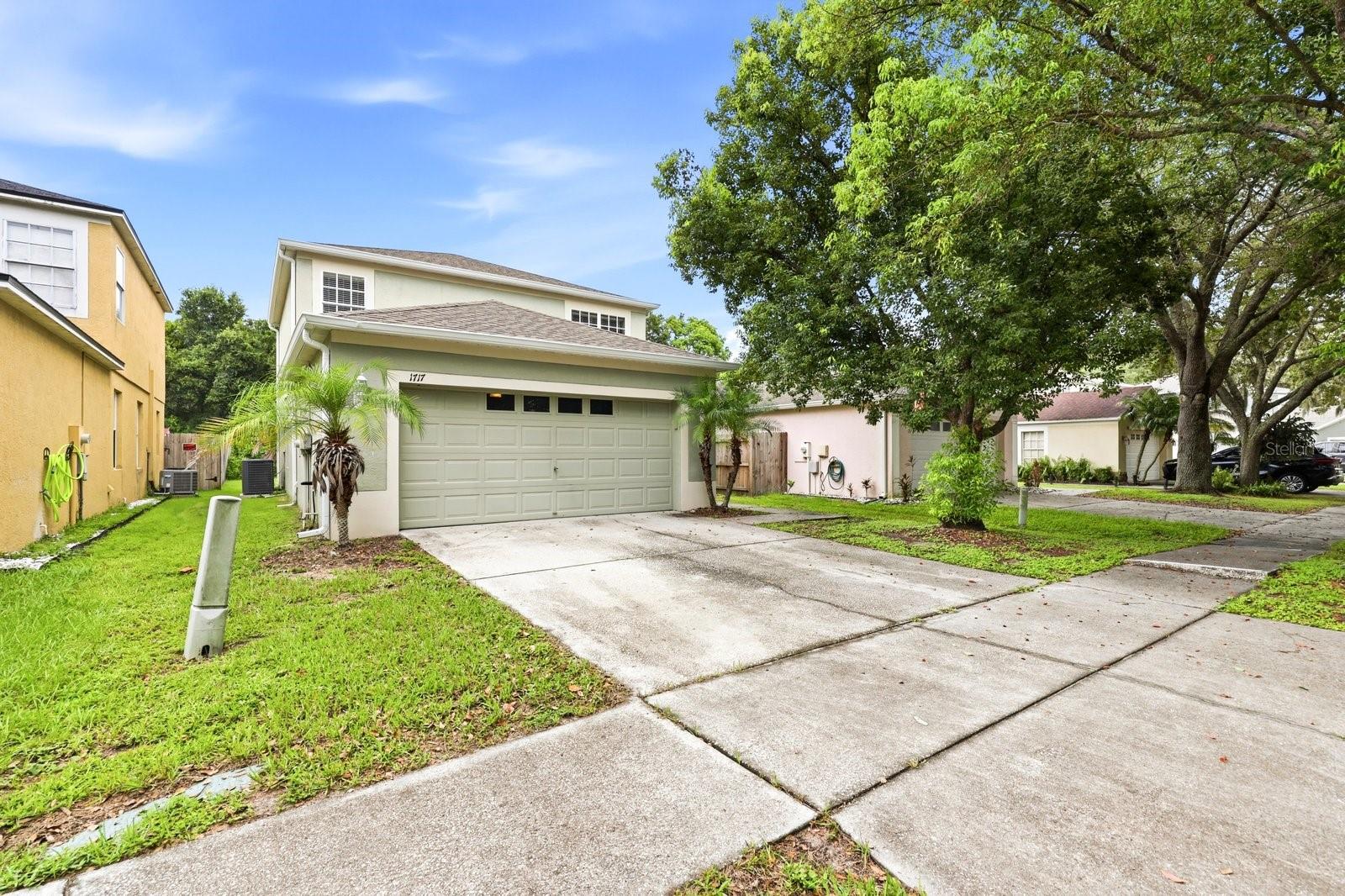 3rd image of 1717 Mosaic Forest Dr, Seffner, FL 33584 | MLS# TB8533982