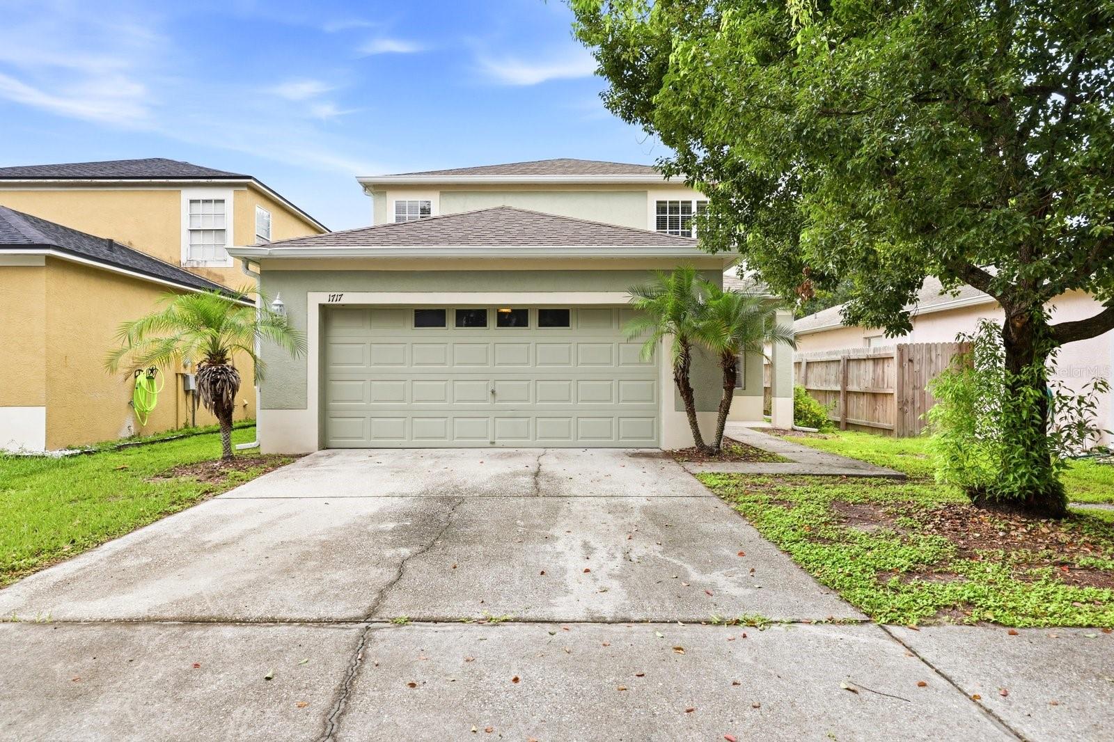 2nd image of 1717 Mosaic Forest Dr, Seffner, FL 33584 | MLS# TB8533982
