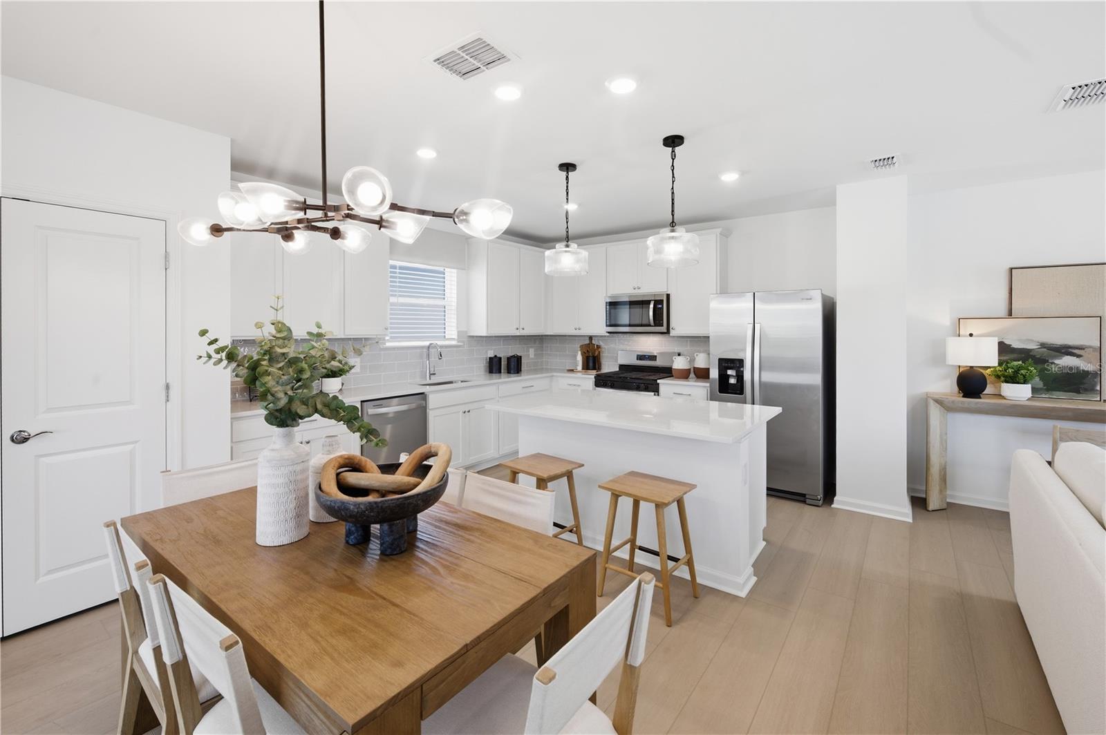4th image of 805 Balleby Trl, Bradenton, FL 34212 | MLS# TB8533991